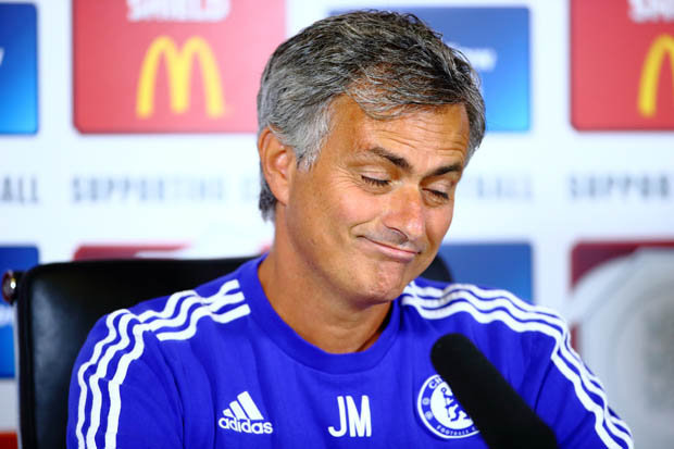 Chelsea boss Jose Mourinho makes fun of Arsenal’s record against him