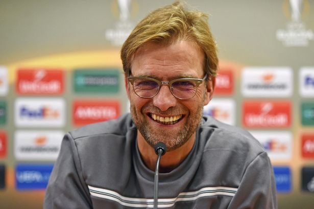 Klopp tries to cool title talk after impressive display at Southampton