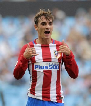 Antoine Griezmann looks close to moving to Manchester